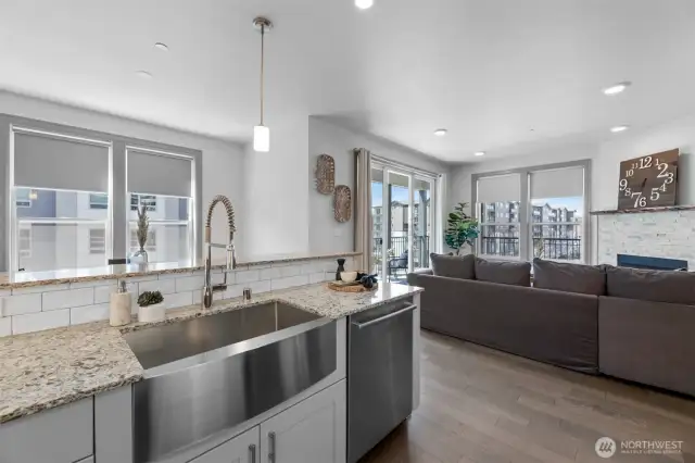 Great Natural Light Throughout
