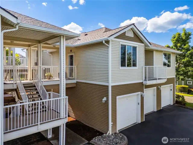 Don't miss this amazing Heatherwood at Lakeland home.