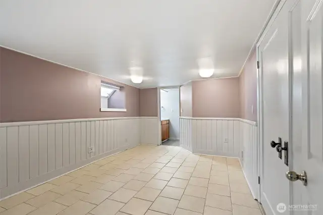 Basement room for home office, work out room, apartment or ?