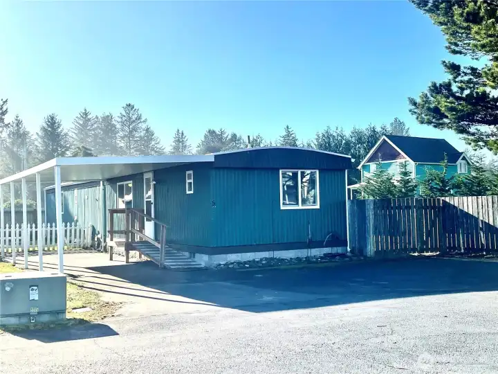 welcome to El Mar Estates