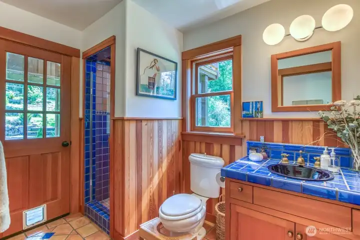 Main floor bathroom.
