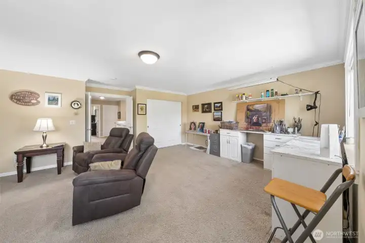 Another view of the large bonus/ 5th bedroom