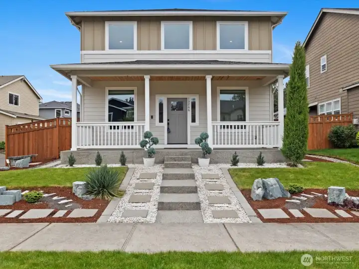 This 1768 Sq ft home lives large!