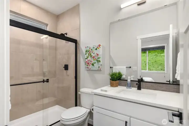 Enshuite bath off guest suite.