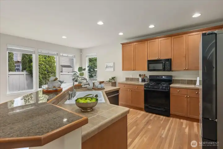 Large Kitchen Large Kitchen