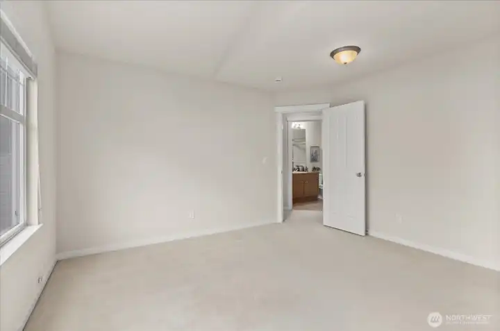 Third Bedroom on Top Floor Third Bedroom on Top Floor