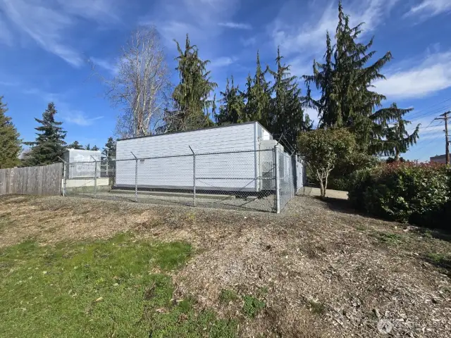 Verizon switching station . maintained by Verizon for yearly lease fee to Owner.