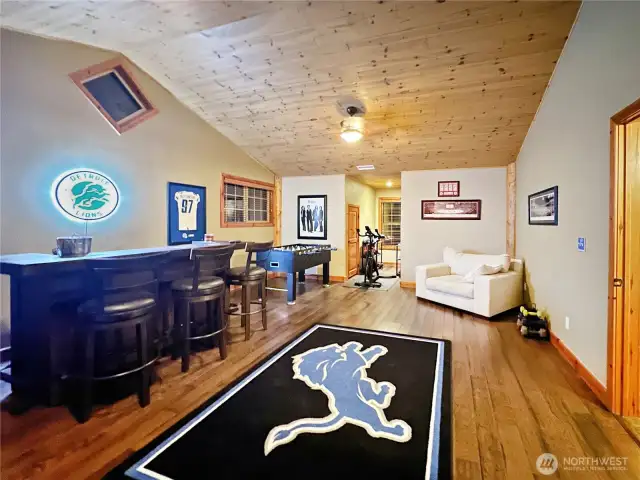 Bonus room upstairs with a 3 closets