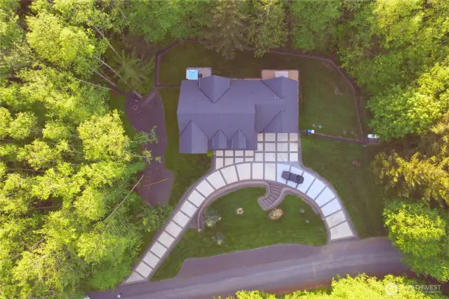 145 SCENIC LANE SITS ON 5+ ACRES