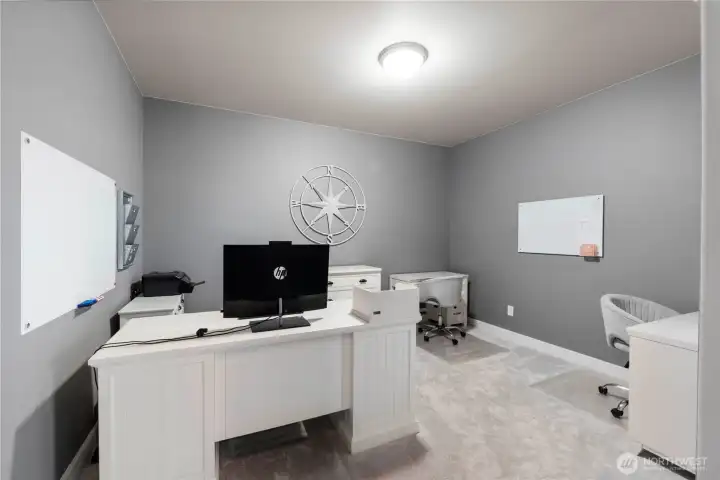 Large den upon entry