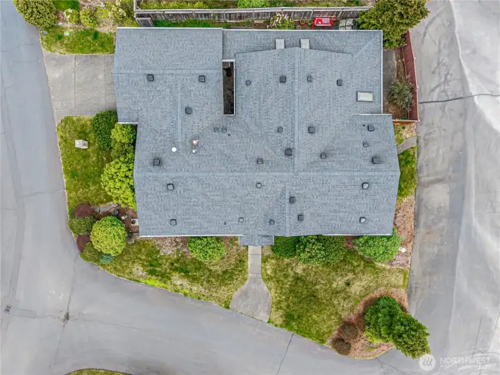 Covered patios featuring skylights