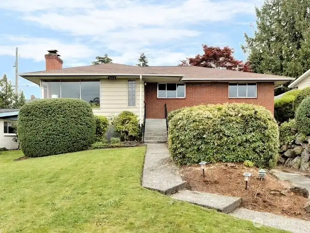 Mid Century 1 Level home with basement