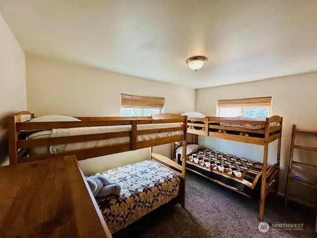 2nd Bedroom w/ Bunk Beds