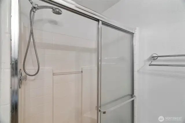 Primary shower