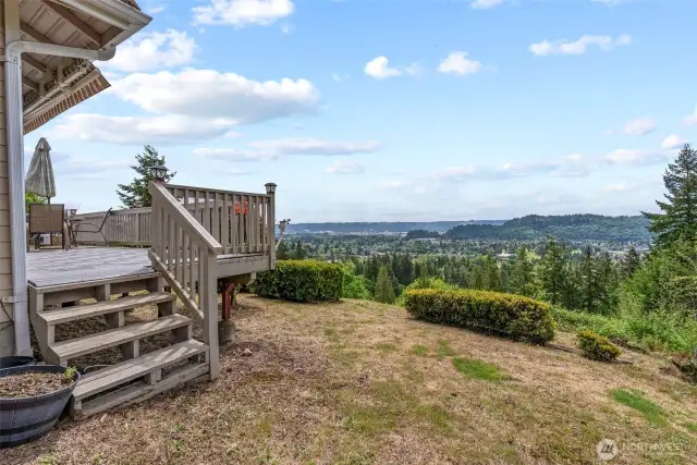 Private Side Yard