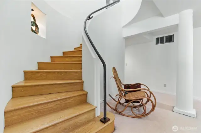 Stairs leading to bonus room