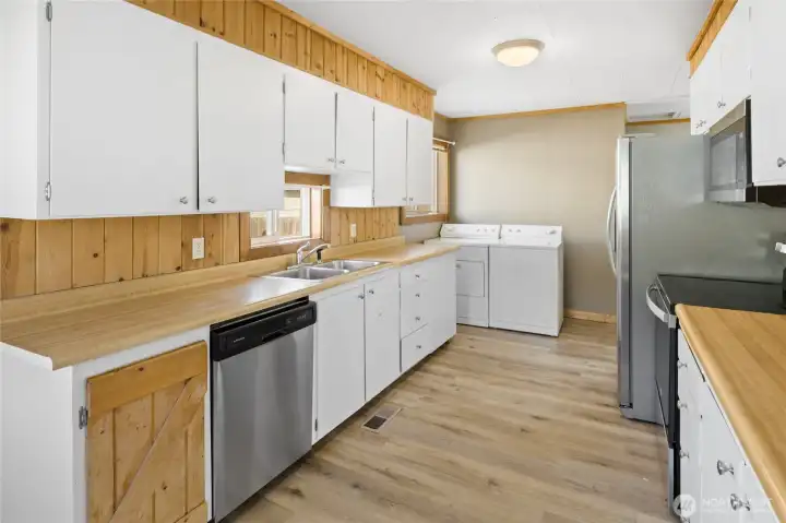 Laundry off the kitchen