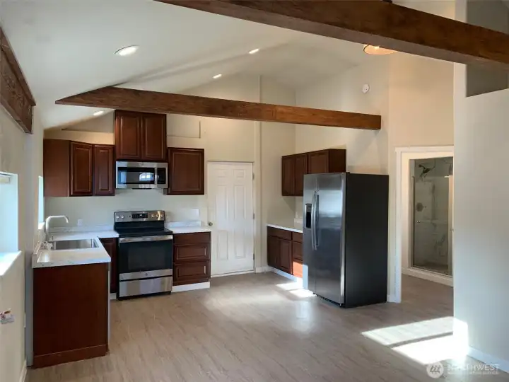 Detached ADU with full kitchen
