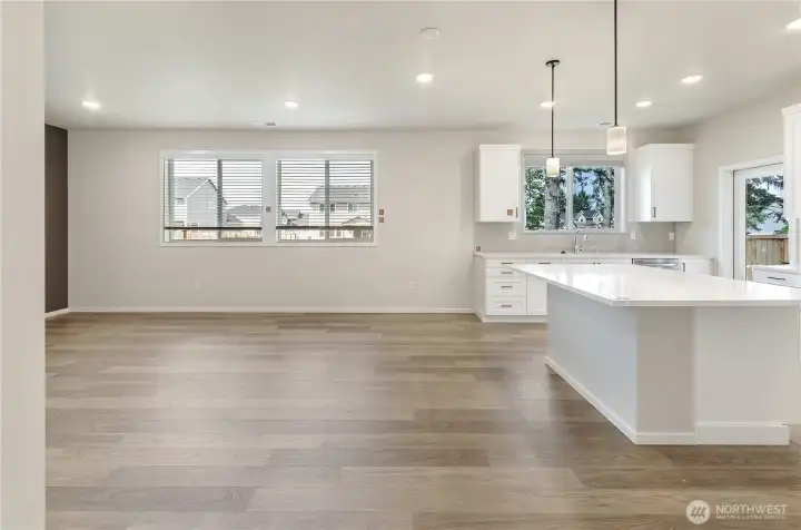 Photos are sample photos of a previously built Elbe plan in the community.