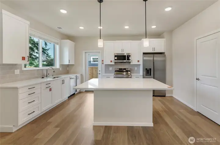 Photos are sample photos of a previously built Elbe plan in the community.