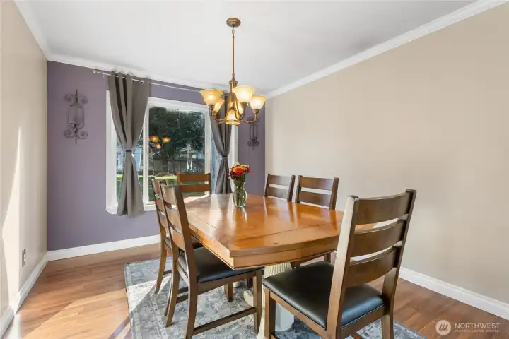 Spacious, formal dining