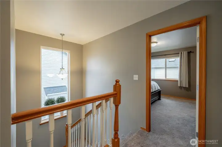 New Carpet extends up the stairs & into all 3 Bedrooms.