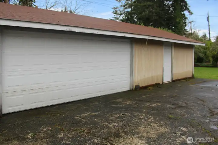 storage building in back