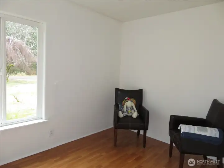 Cute bonus or hobby room!