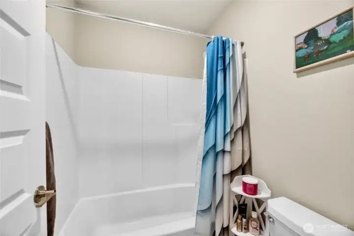 Full Guest bath
