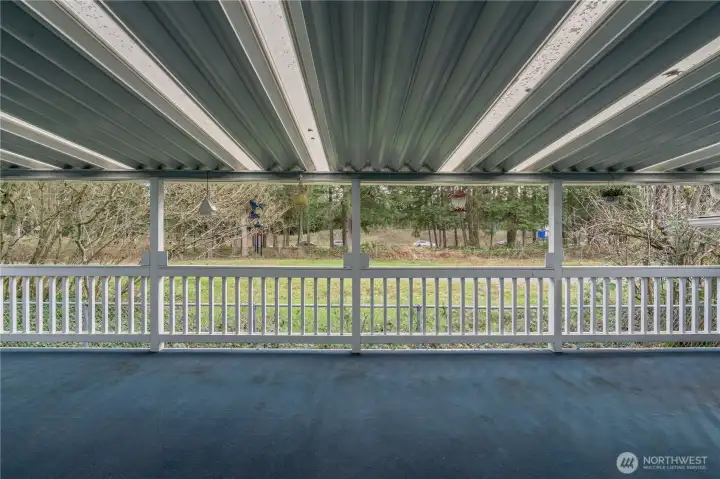 Huge Entertainment Size Deck