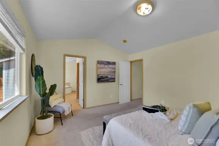 Primary and door to en- suite