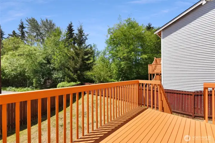 Deck off of back of home