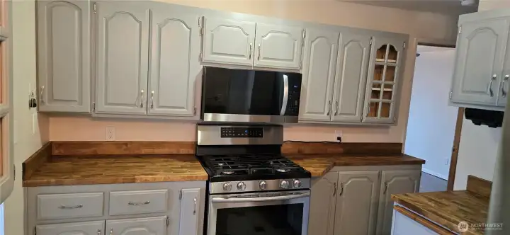 Chef like gas stove with 6 burners
