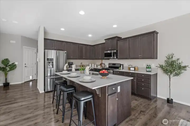 Quartz Countertops and Oversized Island