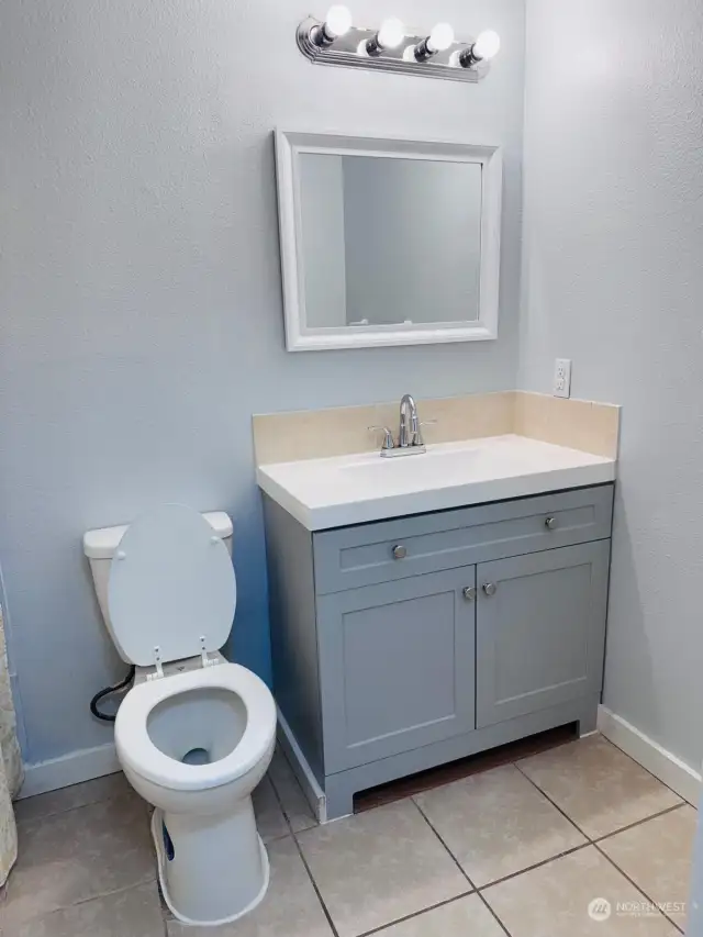 Full Bathroom