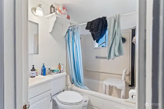 Bathroom Unit B