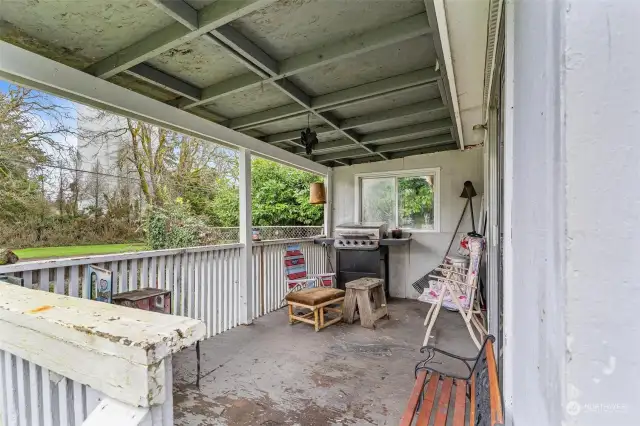 Side Porch Unit A