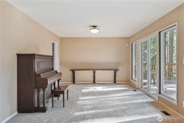 Formal dining room