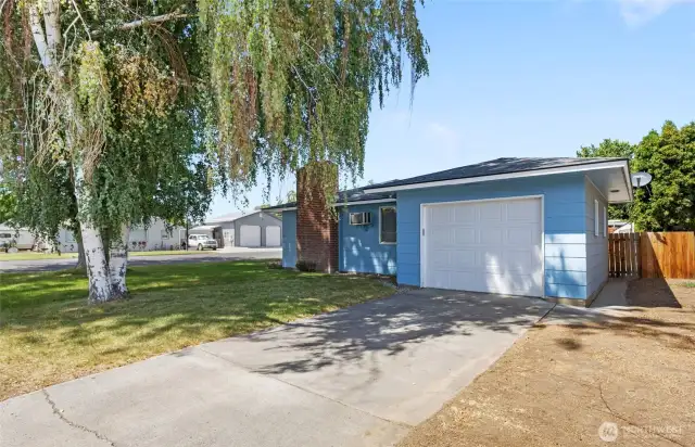 Single car garage