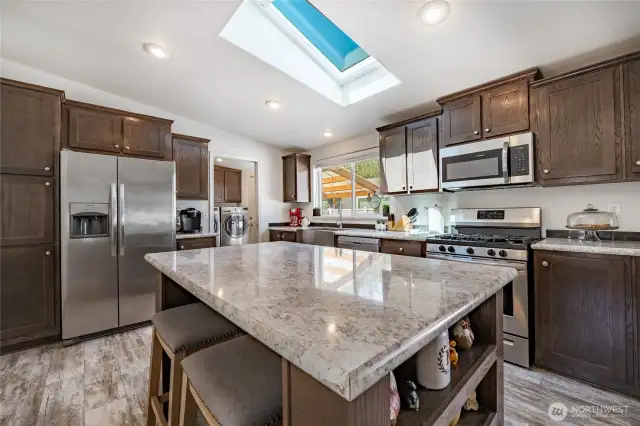 Spacious open kitchen with island