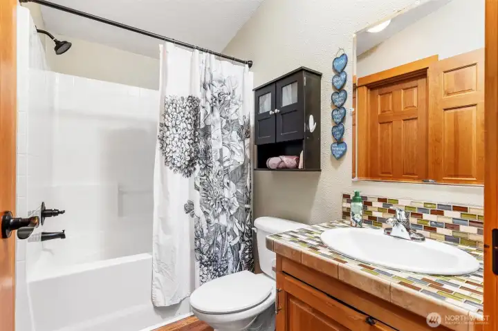2nd bathroom.