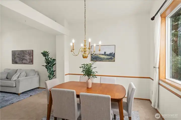 Large dining room with space for hosting!