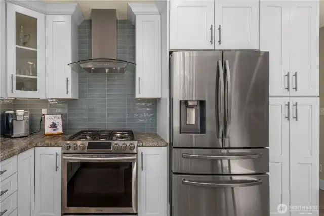 Stainless steel appliances and gas range stay!