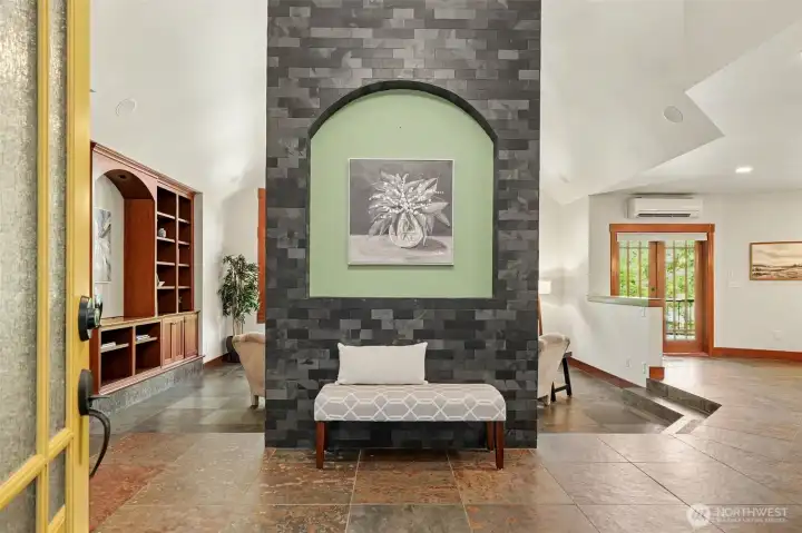 Warm entrance greets you Warm entrance greets you