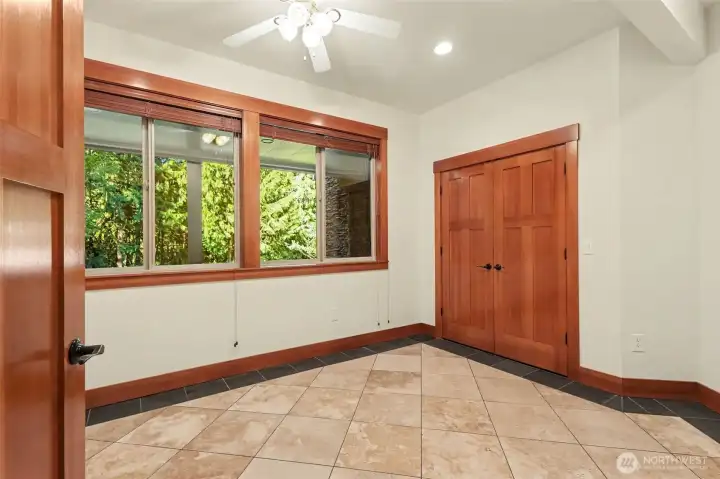 Lower bedroom Lower bedroom