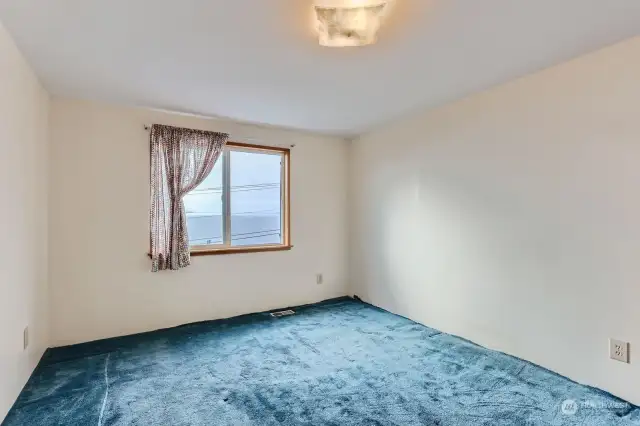 4th Upper Bedroom with Fabulous View