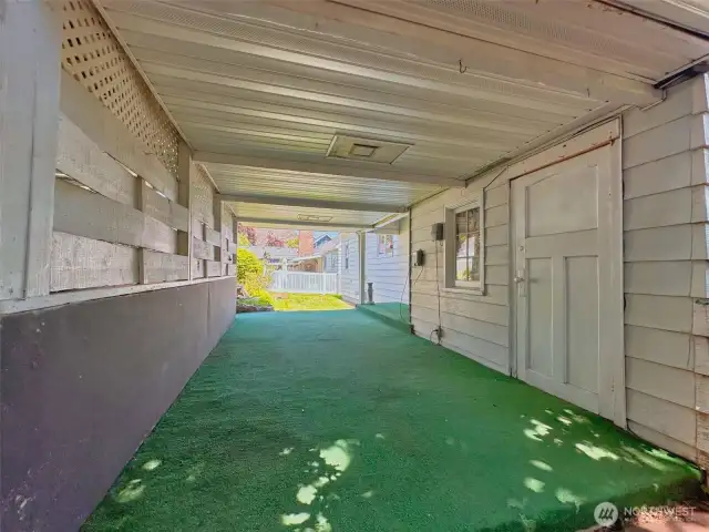 Back covered porch has 242sf that is perfect shade space from afternoon (western) sun.