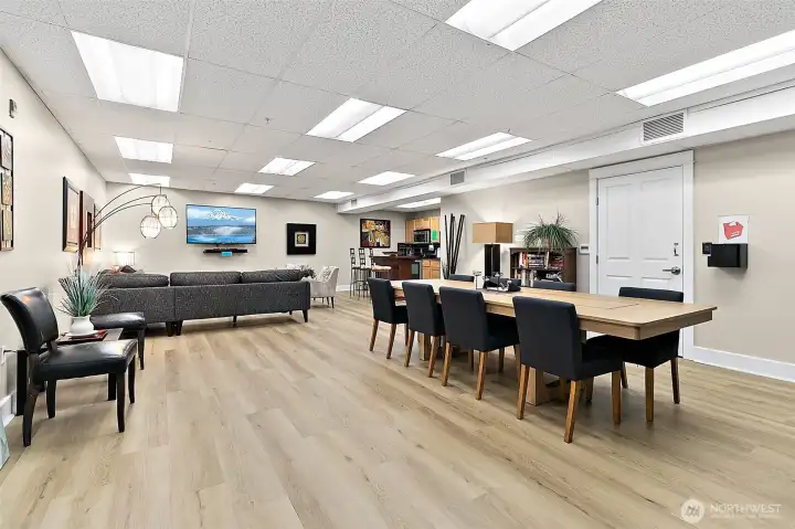 The beautiful owners lounge is perfect if you are planning a large get together i.e. Super Bowl Party.  This space comes fully equipped with a full kitchen, plenty of comfy seating large screen tv. and guest bathroom.
