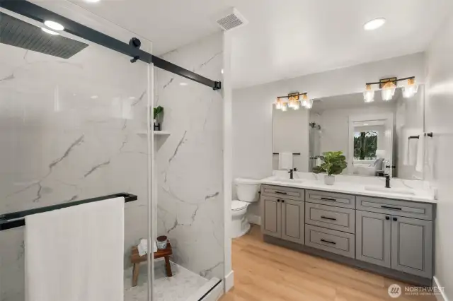 Primary suite downstairs bathroom.