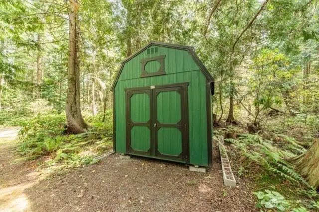 1 of 3 sheds